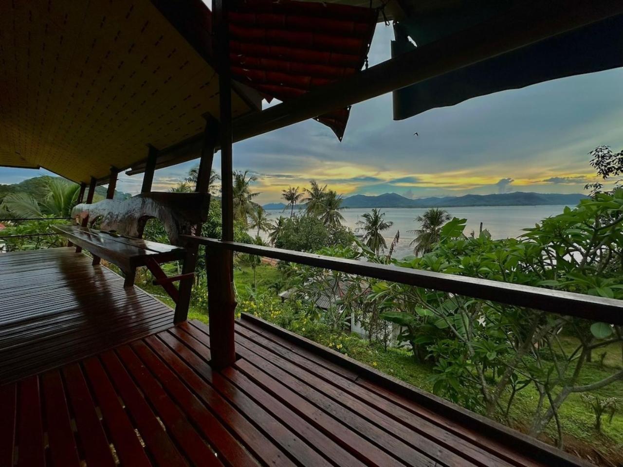 Chun Chom - Baan Lom Suay Vila Ko Yao Noi Exterior foto