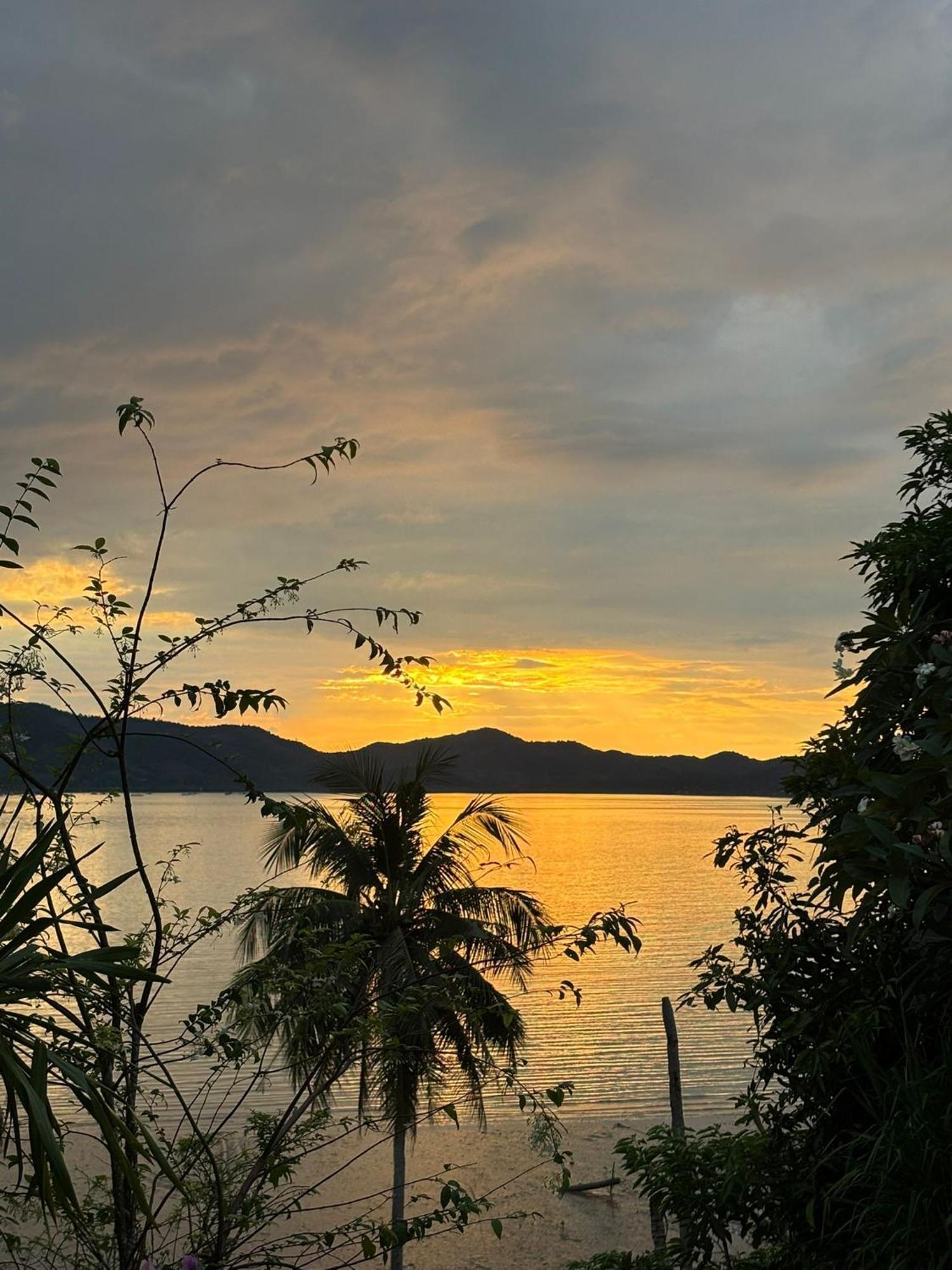 Chun Chom - Baan Lom Suay Vila Ko Yao Noi Exterior foto